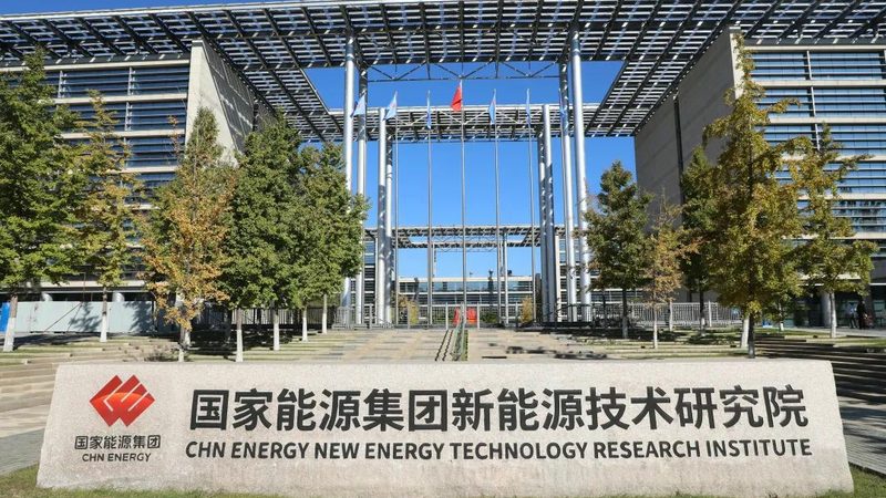 分布式光伏运维成本解析：关键因素与优化策略